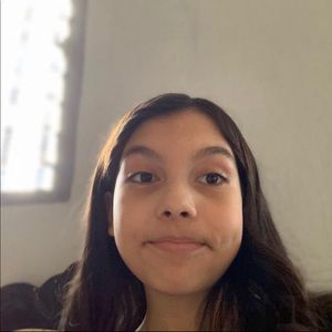 Meet your Posher, Maite